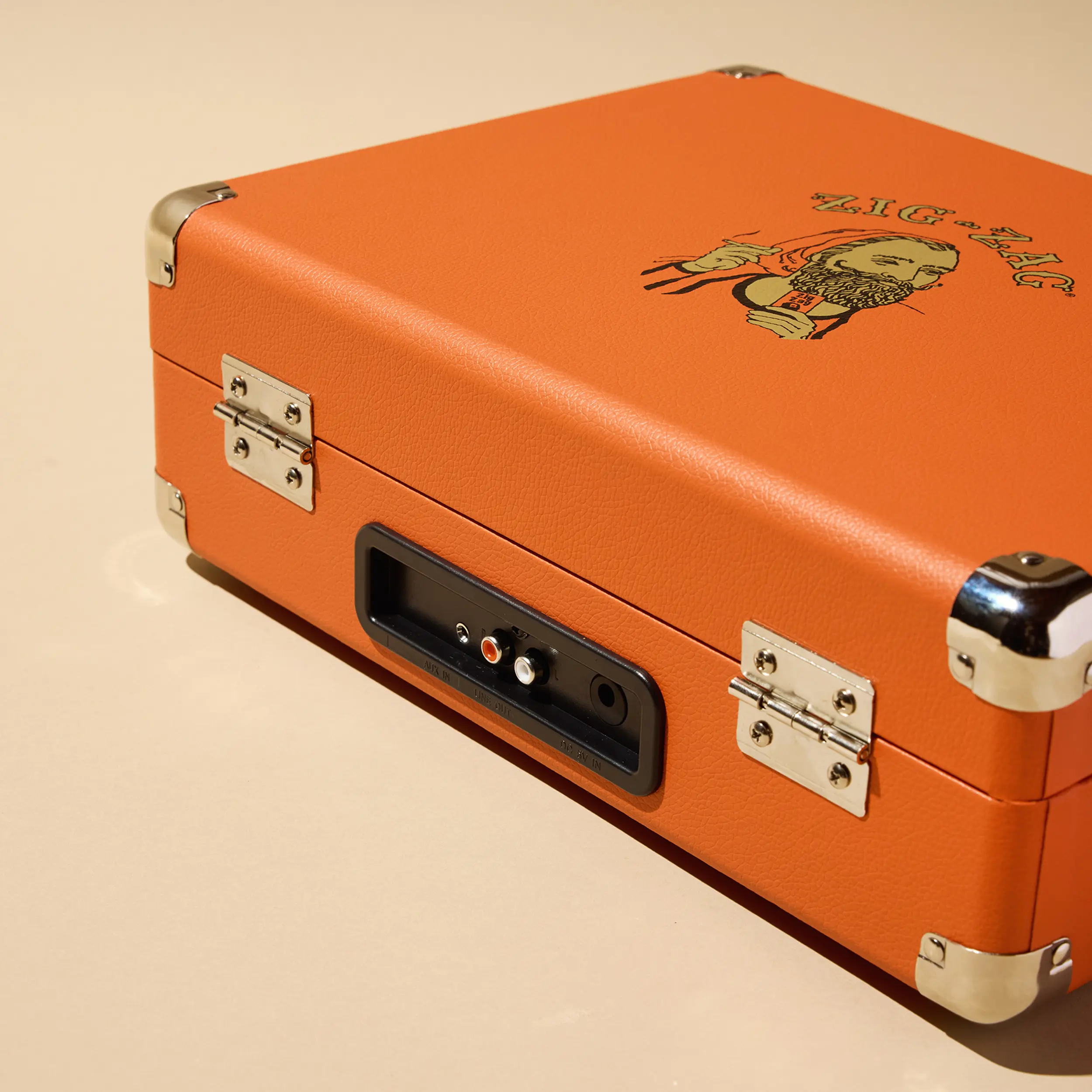 Zig-Zag Record Player - Image 5